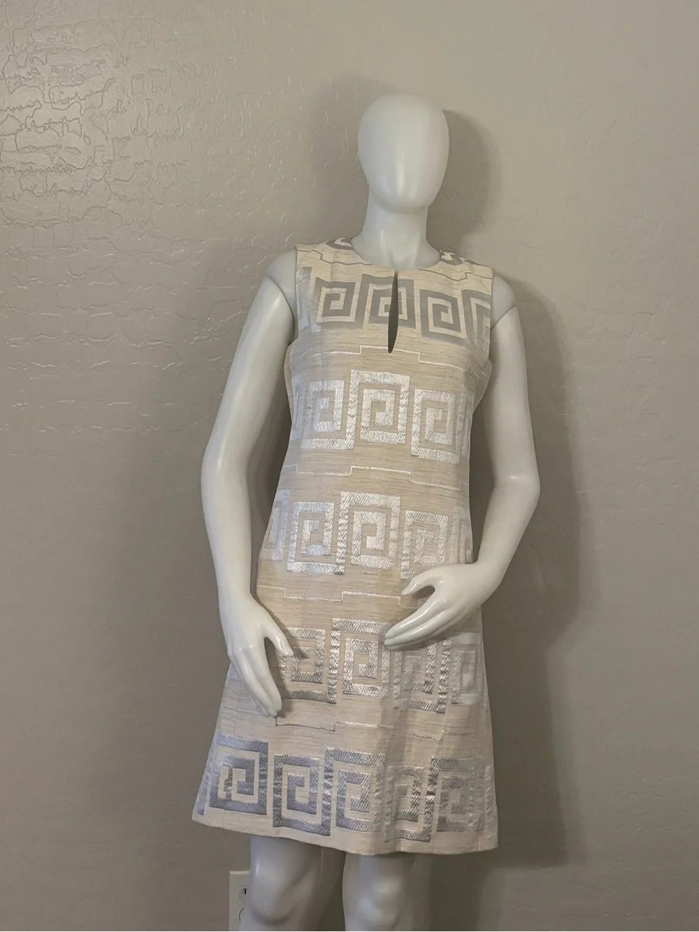 Tory Burch Jacquard Shift Dress Silver Metallic Greek Key Geometric Design SZ 8